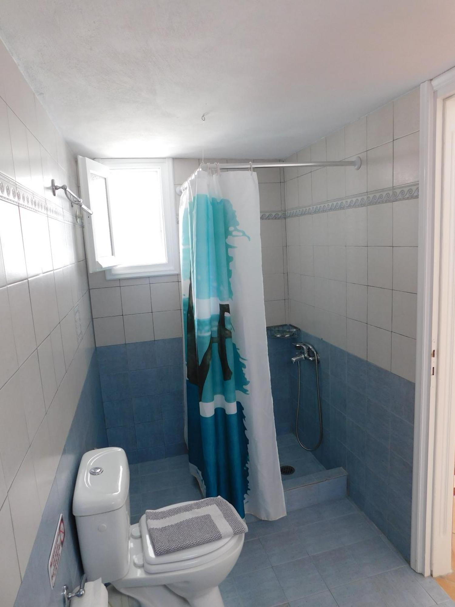 Pasithea Folegandros Hotell Agali Rum bild